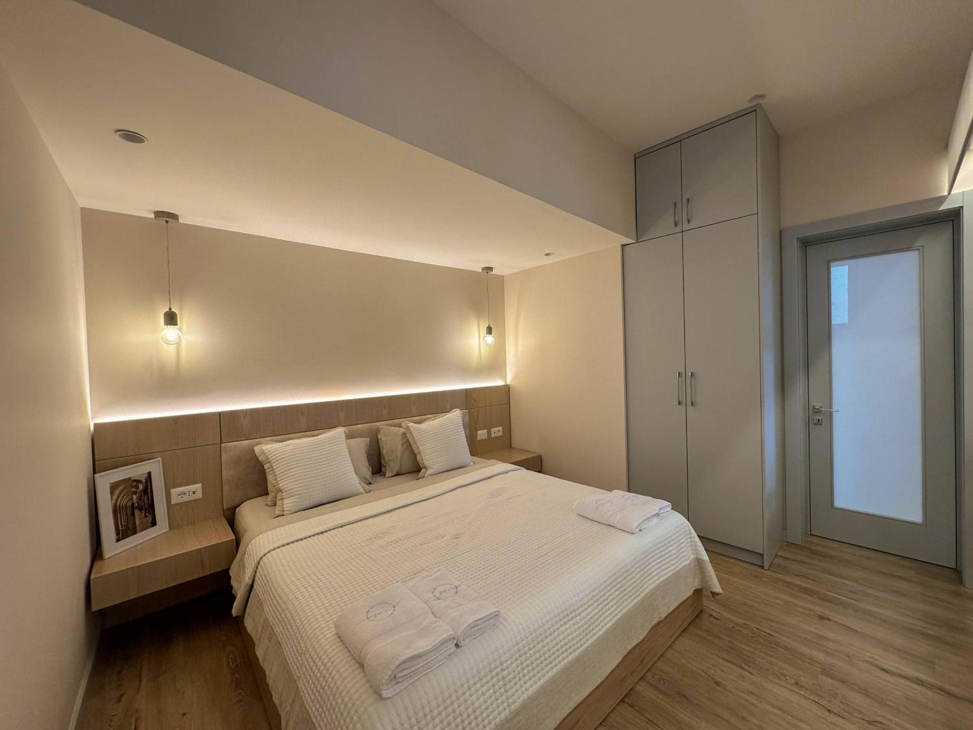 Sea Apartments Dhermi Bagian luar foto