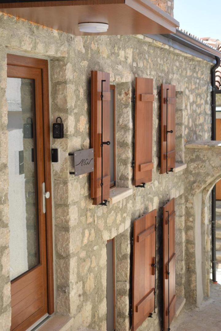 Sea Apartments Dhermi Bagian luar foto